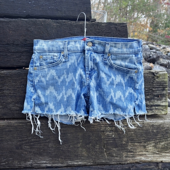 7 for all mankind mid-rise boho print denim shorts - Picture 1 of 5